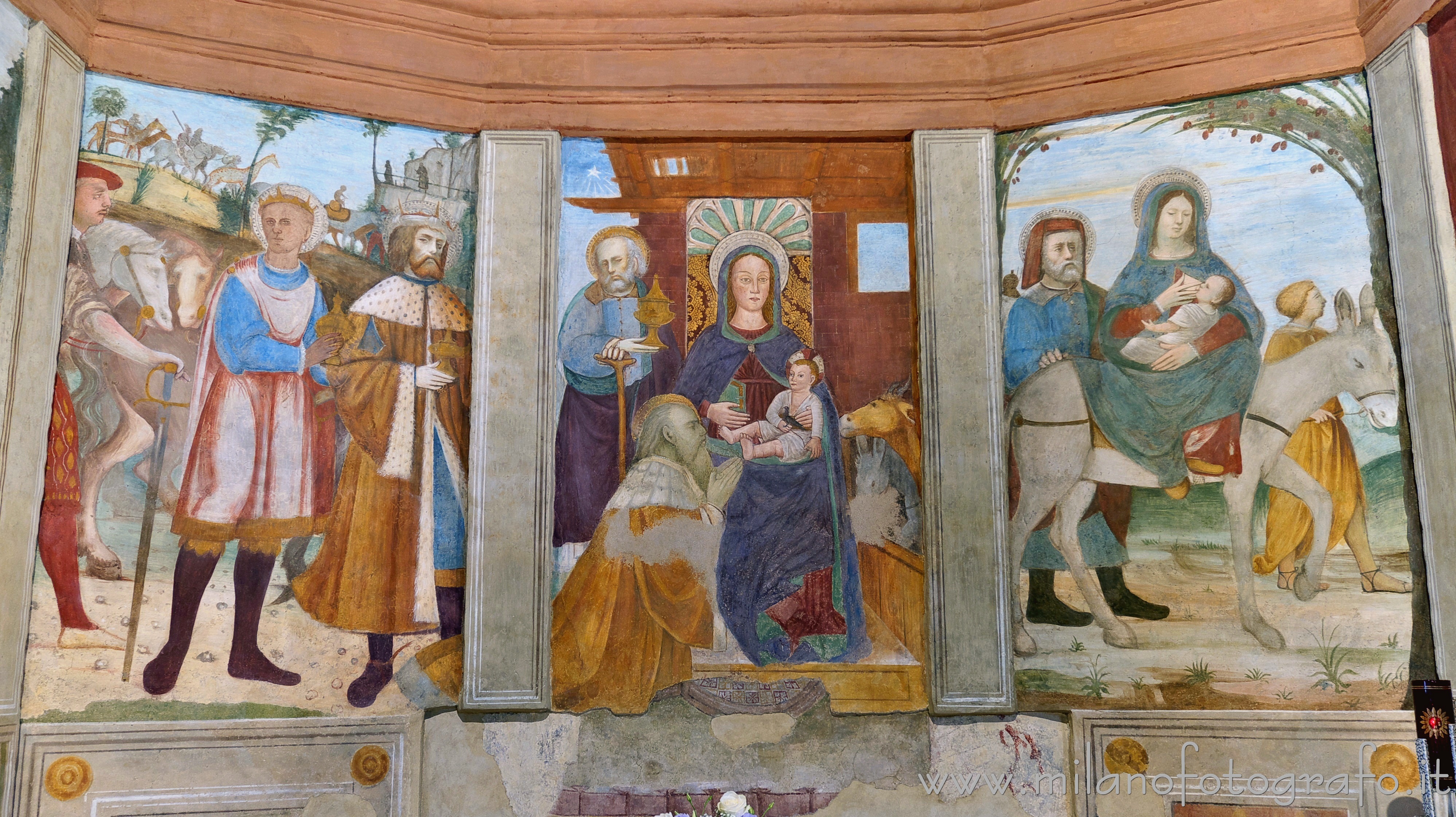 Cogliate (Milano) - Affreschi nella cappella dedicata alla vita della Madonna nella Chiesa di San Damiano